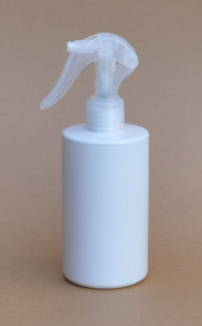 SNSET-THWPETRSQ250NSNS-250ml White PET Round Bottle with Square Shoulder and a 24/410 Natural Swan Neck Sprayer 