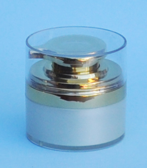 SNCTP50GS-Cosmetic Treatment Pump 50ml-Silver Base+Gold Pump/Lid and Clear Plastic Hood
